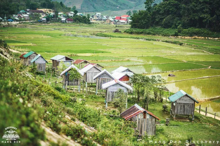 At the foot of the Ngoc Linh mountain range are villages of the Xo Dang ethnic group that still preserve many unique cultural features.  Photo: Do ​​Do