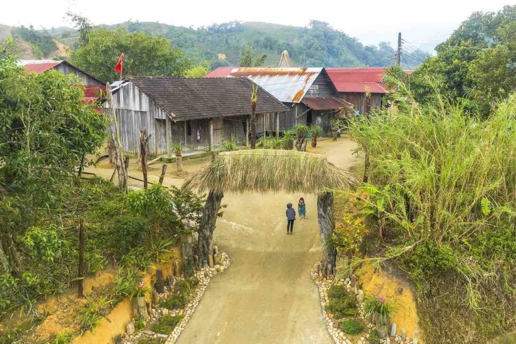 Developing green tourism from indigenous culture in Vi Ro Ngheo village, Kon Tum