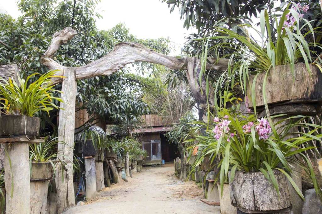 Developing green tourism from indigenous culture in Vi Ro Ngheo village, Kon Tum